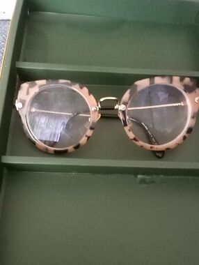Miu Miu Round Tortoiseshell Pink and Black Sunglasses Missing Screw